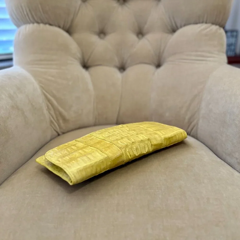 NEW Auth BYRON NEW YORK Genuine Crocodile Slim Flap Clutch Bag...GORGEOUS! - Picture 3 of 6